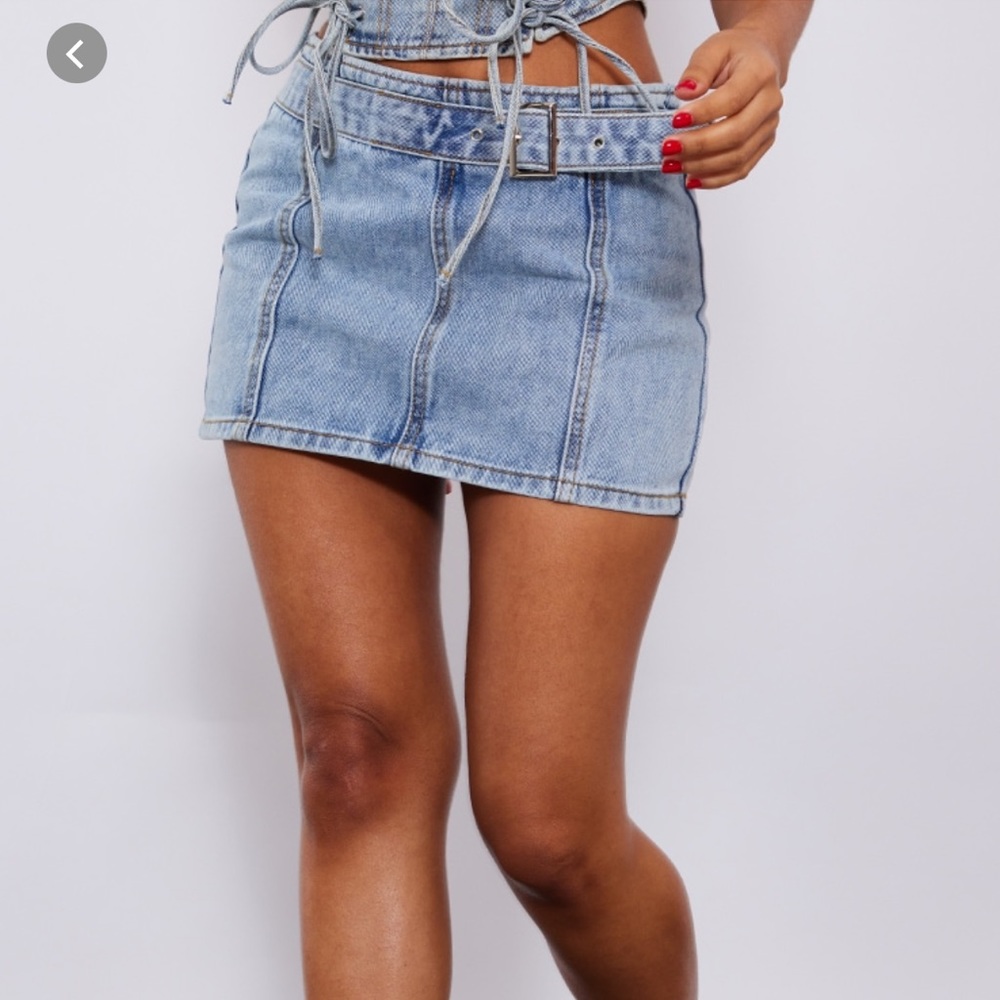 Pretty little thing PETITE jean skirt